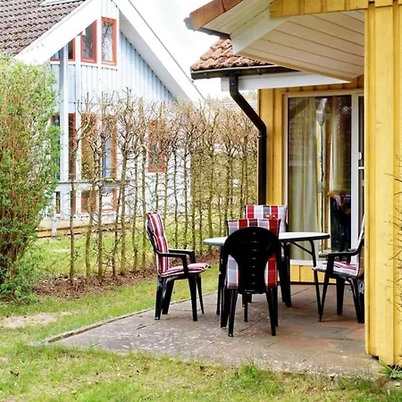 Doppelbungalow Im Skandinavischen Stil Mit Terrasse Im Mirow Granzow